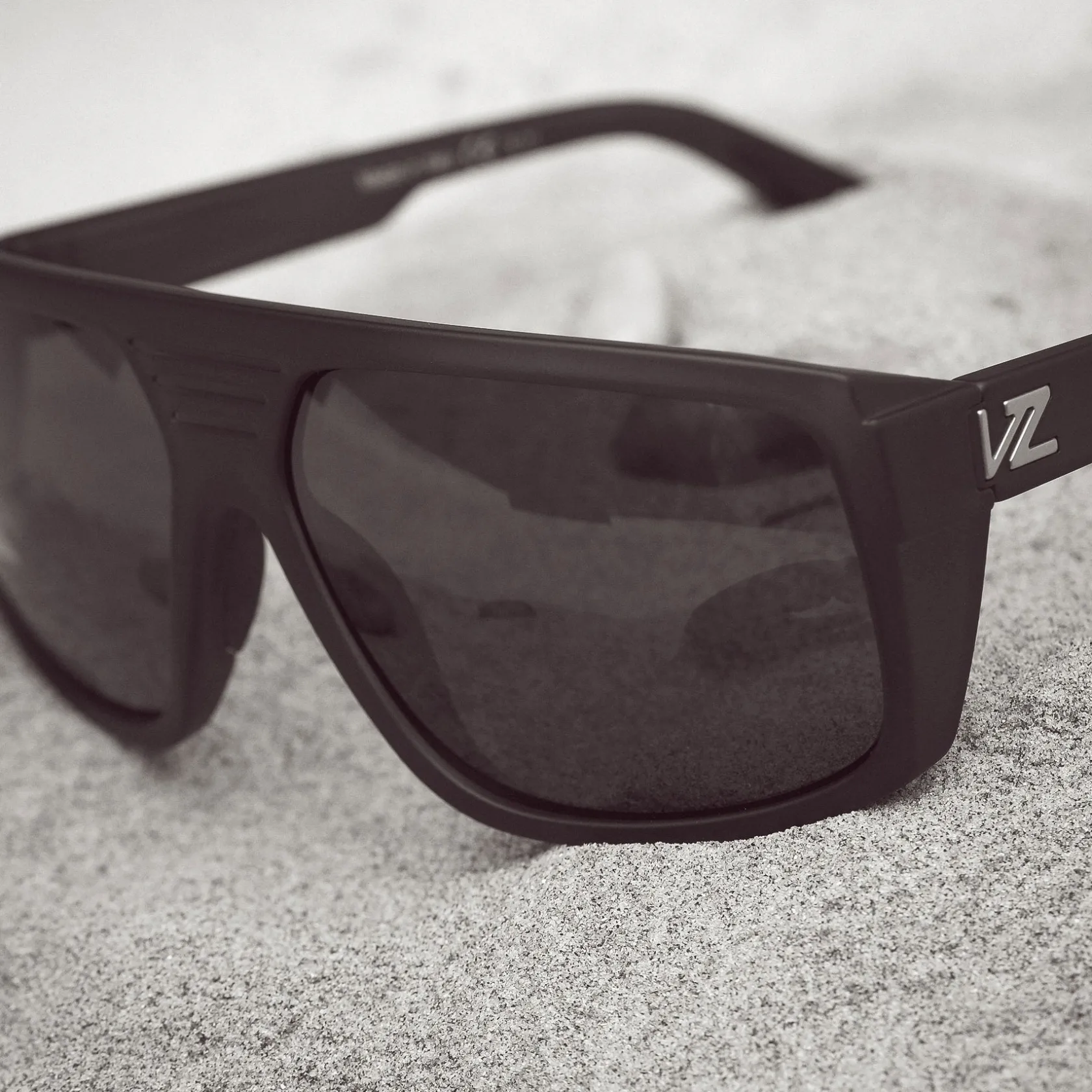 VonZipper Snark BlackGloss Outlet